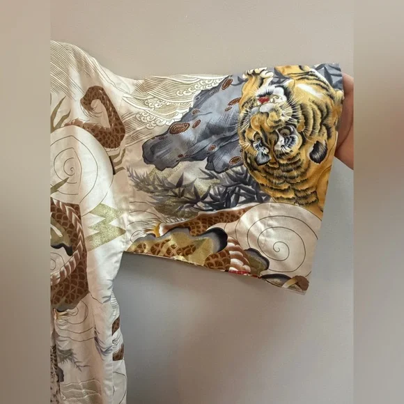Vintage Japanese Tiger & Dragon 100% Cotton Kimono Wrap Robe, 58 Inches Length - Picture 7 of 15